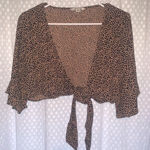 American Eagle Leopard Print Tie Front Top Size M